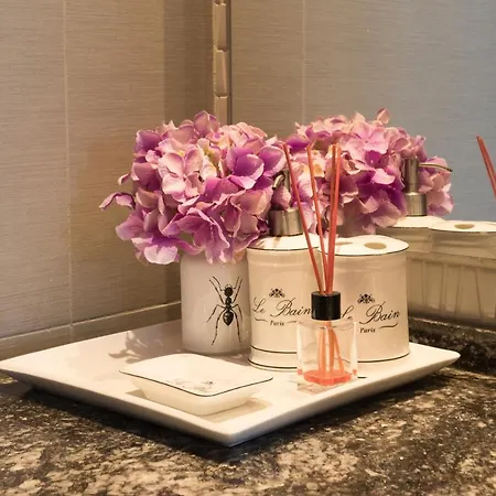 Classy 1 Bedroom Pool, Gym Near Downtown By Huespedia *