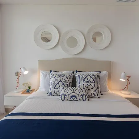Classy 1 Bedroom Pool, Gym Near Downtown By Huespedia *